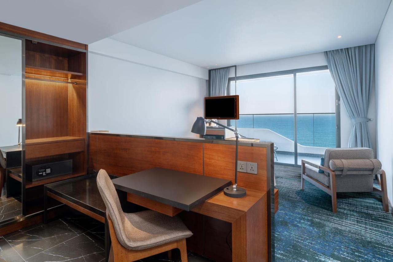 Hilton Garden Inn Дананг Экстерьер фото