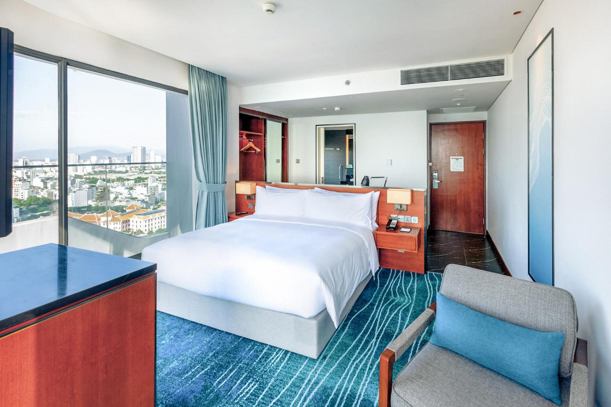 Hilton Garden Inn Дананг Экстерьер фото