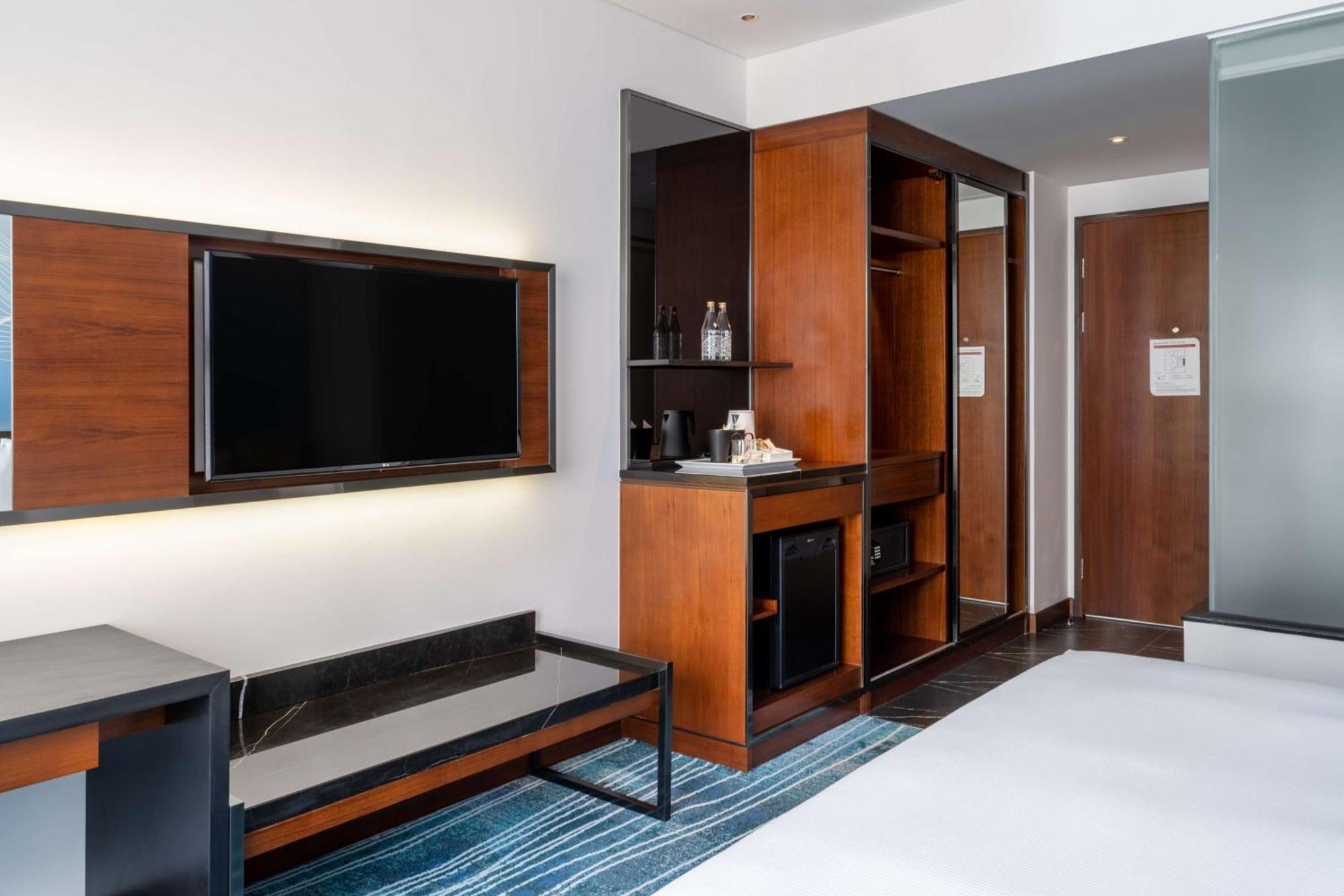 Hilton Garden Inn Дананг Экстерьер фото